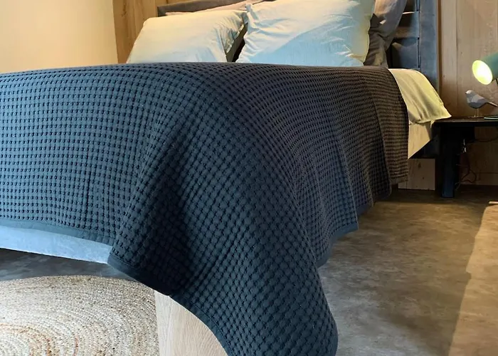 Πανσιόν Hoogtij°d 3*